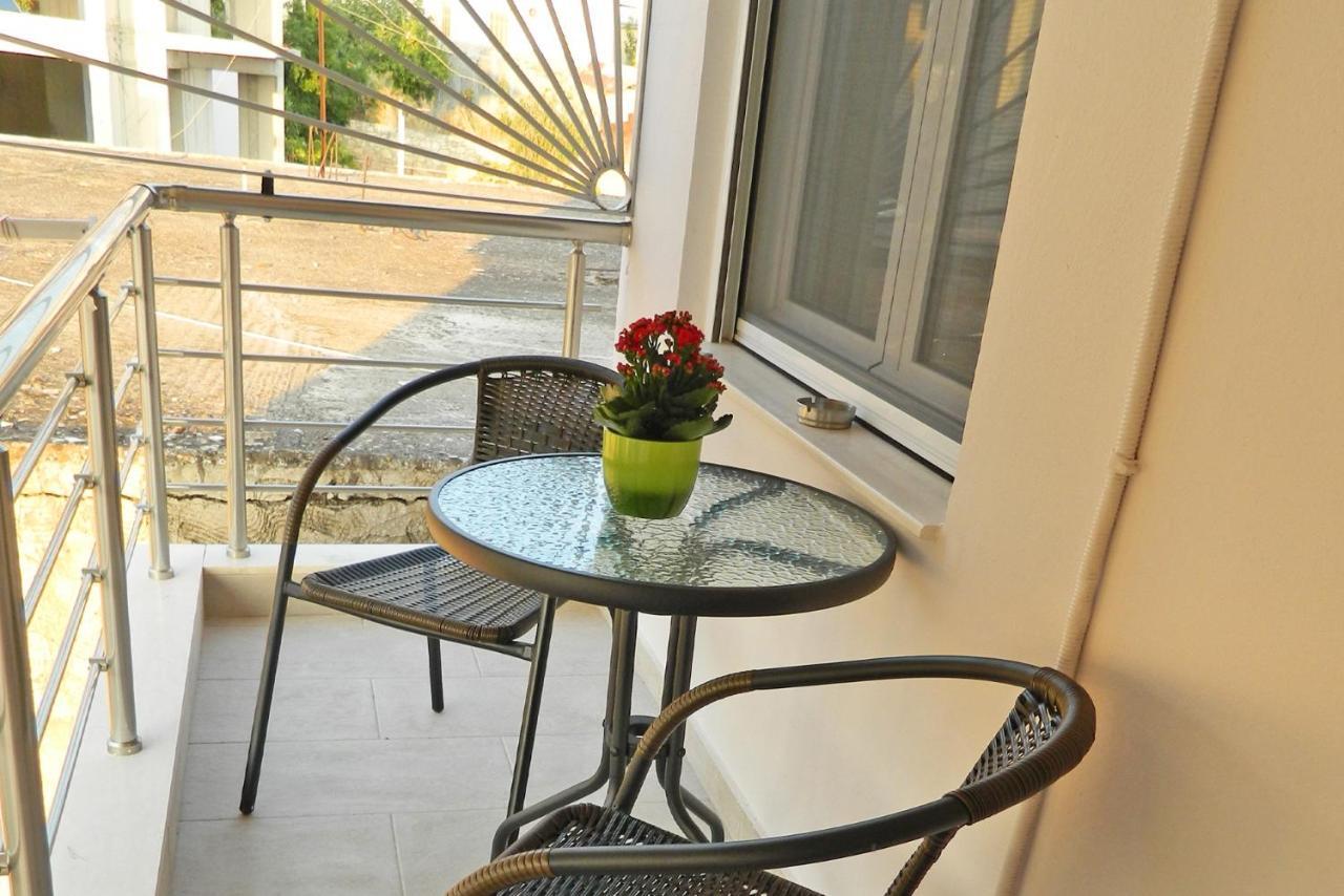 Blue Phaistos Apartments No1 Moírai Exterior foto